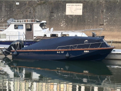 Boston Whaler Outrage 25