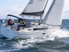 Bavaria Cruiser 37