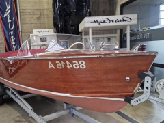 Chris Craft 170 Runabout