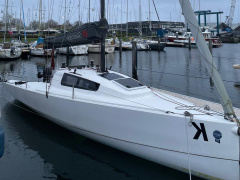 Seascape 24 / First 24 SE