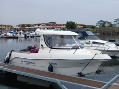 Quicksilver 580 Pilothouse