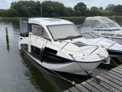 Quicksilver 755 Weekend
