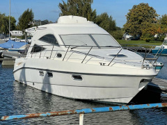 Sealine F34 Flybridge