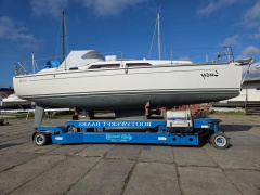 Hanse 325