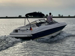 Regal 2600 Bowrider Daycruiser
