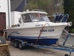 Quicksilver Pilothouse 635