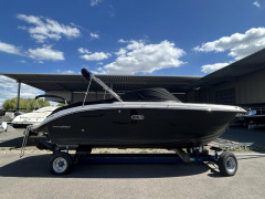 Sea Ray 230 SDSE Surf