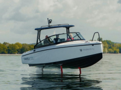 Candela C-8