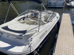 Larson 180 Sport Bowrider