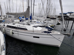 Bavaria Cruiser37