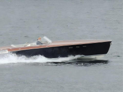 Runabout 33