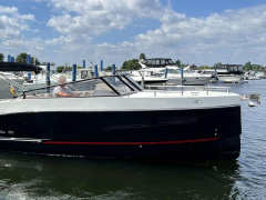 Maxima 800 Cabin