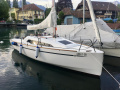 Sunbeam 22.1 Sailing Yacht