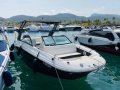 Sea Ray SDX 250 Motorová jachta