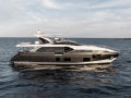 Azimut Grande 27M Yate a motor