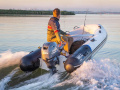 YAM 310 Taf Barco auxiliar