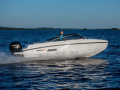 Bella 640 DC Bateau de sport