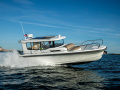 Nimbus C9 Pilothouse