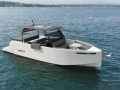 De Antonio Yachts D28 xplorer Sport Boat
