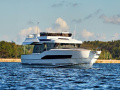 Delphia 12 FlyLounge Flybridge