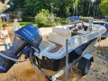 Searider 520 Deluxe Sport Boat