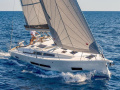 Hanse 410 Plachetní jachta