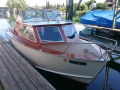 Labhart  Pegasus Bateau à moteur classique