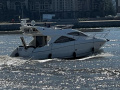 Sunseeker Manhattan Yacht a motore