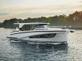 Delphia 10 Sedan Yacht a motore