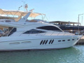 Sealine T60 Moottorijahti