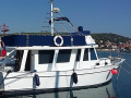 Marine Trader Europa 33 Trawler Izpodrivni čoln