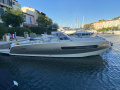 Invictus 280GT Yacht a motore