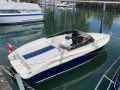 Performance 607 Bateau de sport