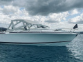 BERTRAM MOPPIE 28 Iate a motor