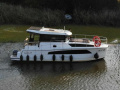 Nautic Yachts NEON 990 Yacht a motore