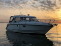 27 HT Pilothouse