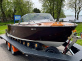 Boesch 510 St. Tropez De Luxe Runabout