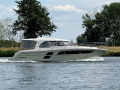 Marex 375 Iate a motor