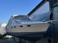 Bayliner 3250 Conquest Yate a motor