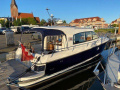 Nimbus 365 COUPE Motor Yacht