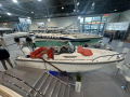 Nimbus T8 Sport Boat