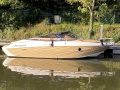 Sessa S26 V8 Barco deportivo