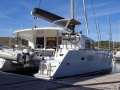 Lagoon 400 S2 Catamaran