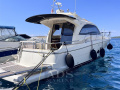 Piculjan ELEVEN Yate a motor