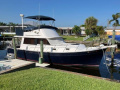 Mainship 34 Trawler Flybridge