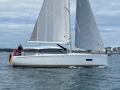 Moody 41DS Decksalon