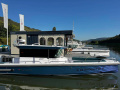 Axopar 28 Cabin Motor Yacht