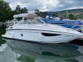 Regal 28 EXPRESS Cabin Cruiser