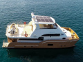 Pacific Eigenkonstruktion Expedition Catamarano a motore
