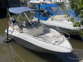 Quicksilver Commander 555 Center Console